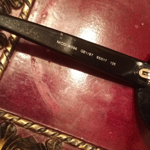 VERSACE SUNGLASSES - Picture 9 of 9